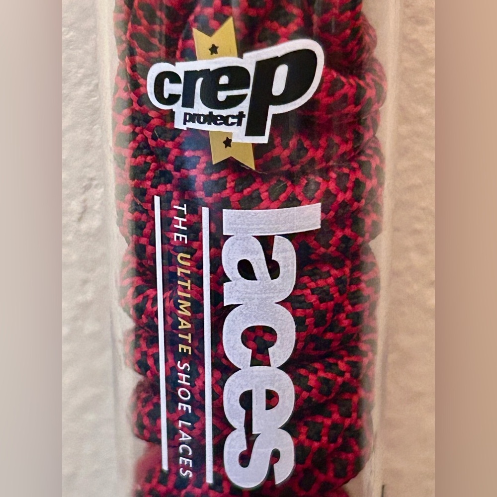 CREP PROTECT Shoe Laces Round Red Black 120 cm 47 in. Metal Tips Water Resistant
